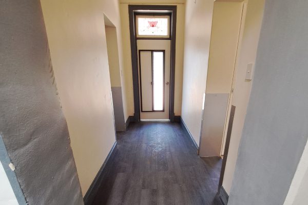 accessible-bathroom-eudunda-disability-renovation-manners-building-carpentry (17)