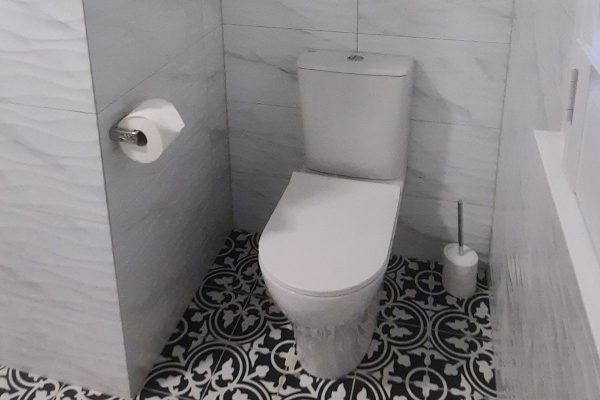 bathroom-renovation-tiling-manners-building-2