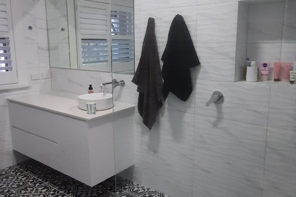 bathroom-renovation-tiling-manners-building-6