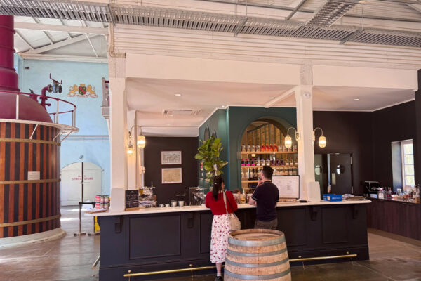 prohibition-distillers-seppeltsfield-barossa-valley-manners-building-carpentry (1)