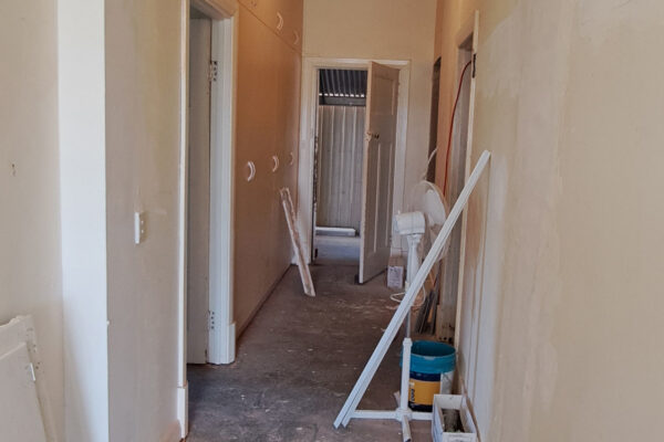 home-renovation-bathroom-laundry-ebenezer-manners-building-carpentry (10)