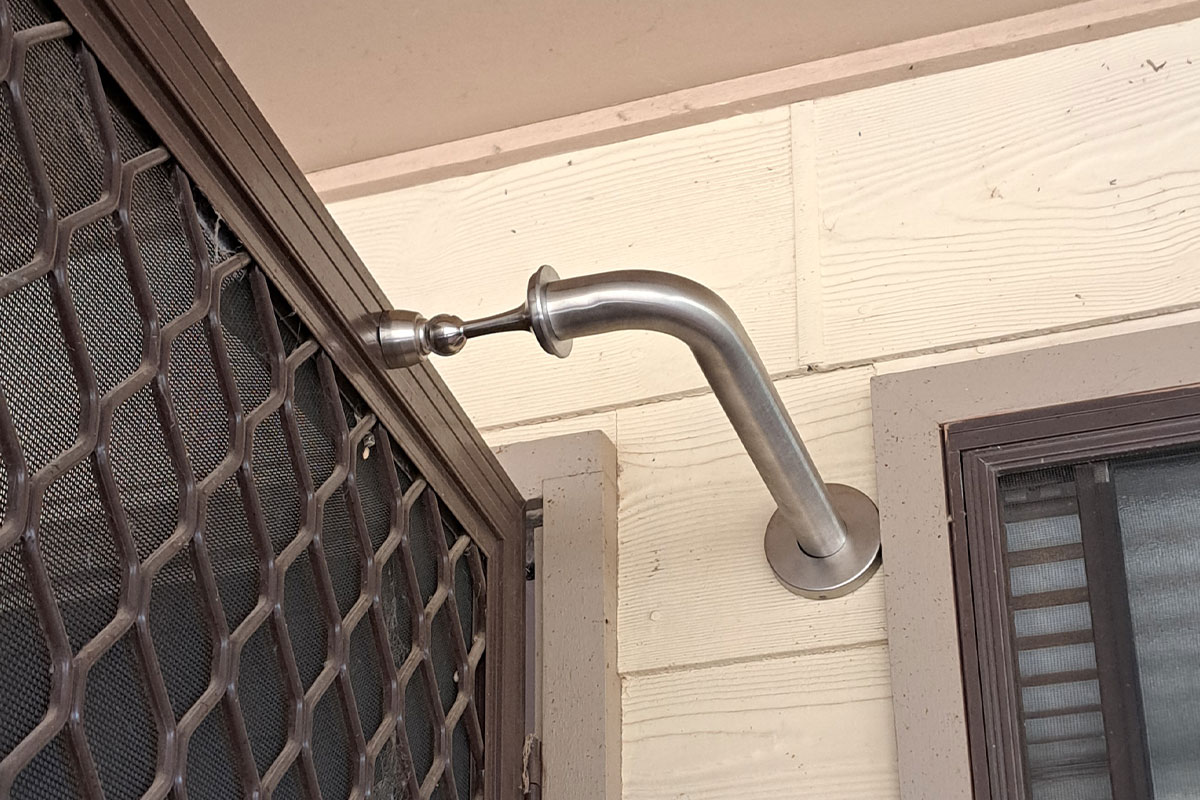 accessible-handrails-door-latch-carpentry-manners-building-blanchtown